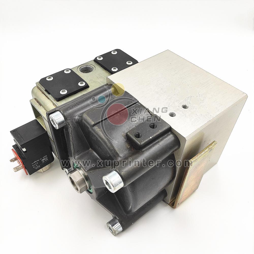 61.335.003 Cylinder/Valve Unit ZVE For HD SM102 SX102 Machine Spare Parts High Quality Cylinder
